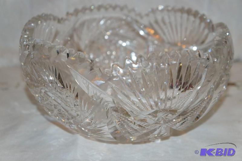 lot 260 image: 24% Lead Crystal Bowl