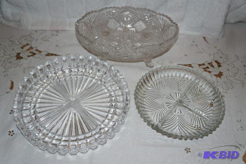 lot 269 image: Lot of 3 Crystal Pieces