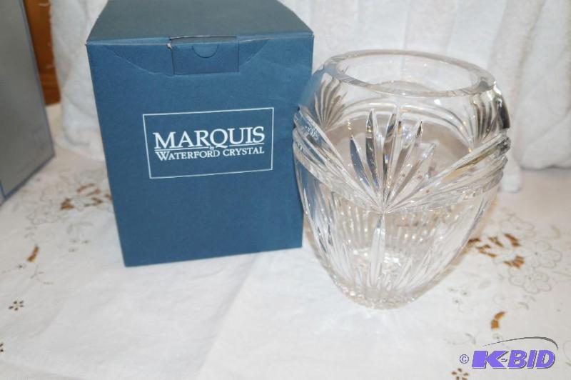 lot 289 image: Marquis Waterford Crystal Calais 8.5 Vase
