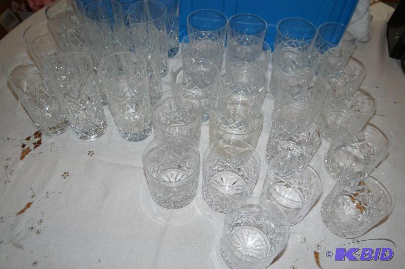 lot 295 image: Lot of 33 Crystal Glassware  12 Water Glasses & 21 Tumblers
