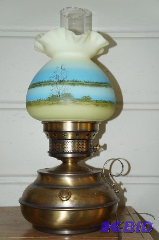lot 49 image: Fenton Hand Painted Single Globe Electric Lamp
