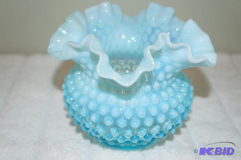 lot 66 image: Fenton Blue & Opalescent Hobnail Vase