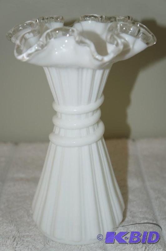 lot 68 image: Fenton Milk Glass Ruffled Edge Vase