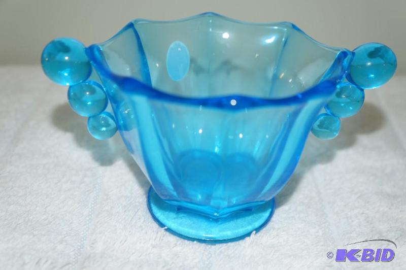 lot 81 image: Fenton Mulberry Blue Bowl