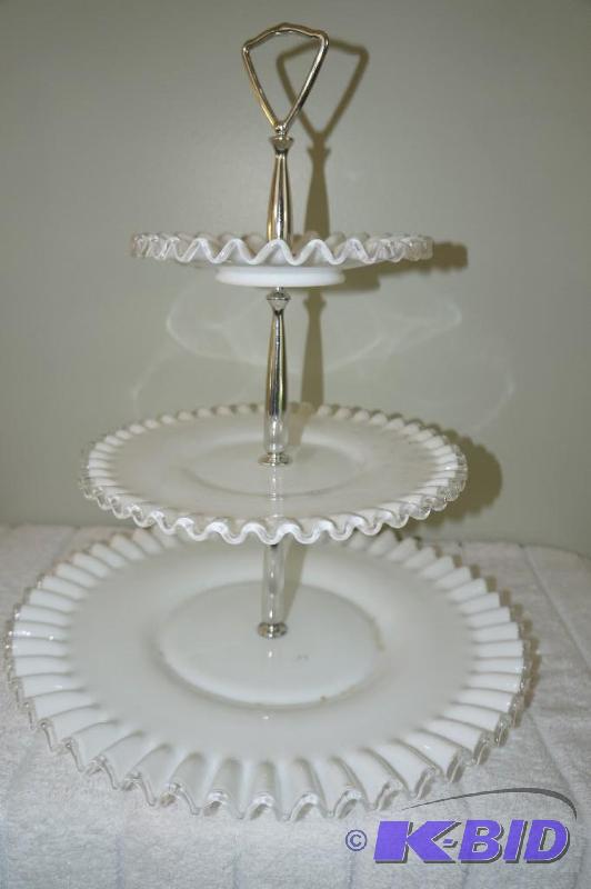 lot 91 image: Fenton 3 Tiered Ruffled Edge Milk Glass Serving Tray