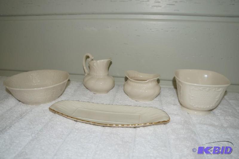 lot 114 image: Lot of 5 Lenox Pieces