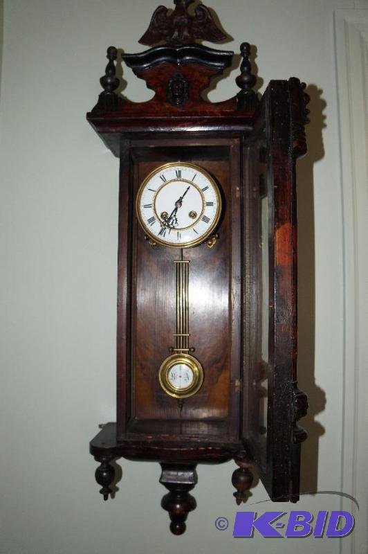 lot 131 image: Antique  Vintage Pendulum Clock