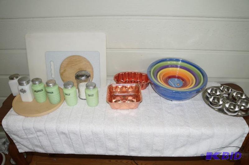 lot 161 image: Lot of Kitchen Items