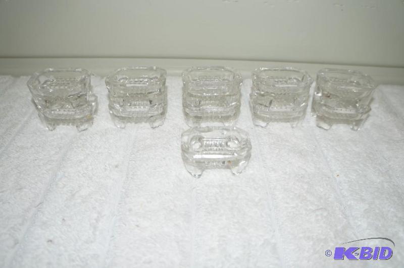 lot 204 image: Antique  Vintage Set of 11 Salt Dips