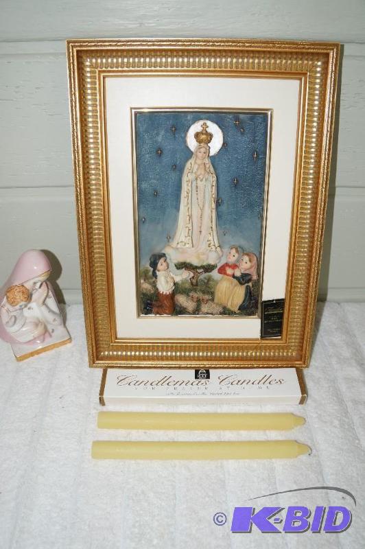 lot 213 image: Lot of Religious Items