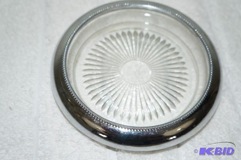 lot 244 image: 5.5 Sterling Silver & Glass Coaster