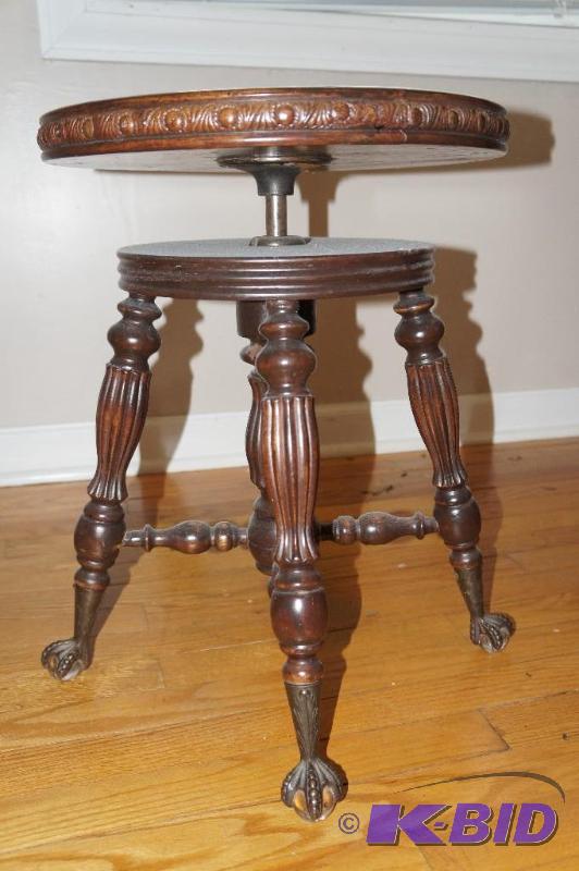lot 266 image: Antique  Vintage Swivel Piano Stool with Claw Feet on Glass Balls