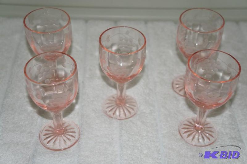 lot 299 image: Lot of 5 Pink Depression Ware Minature Wine Goblets with Etched Design Work
