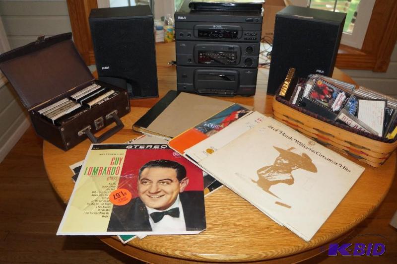 lot 304 image: Lot of Entertainment
