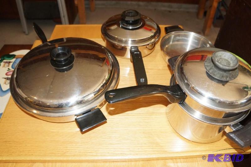 lot 324 image: Kitchen Craft 8 Piece Cookware