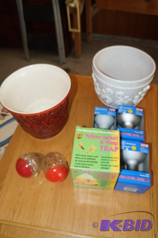 lot 342 image: Lot of Lawn & Garden Items