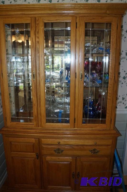 Cochrane China Hutch | Estate Auction #19 - Household (4 of 5) | K-BID