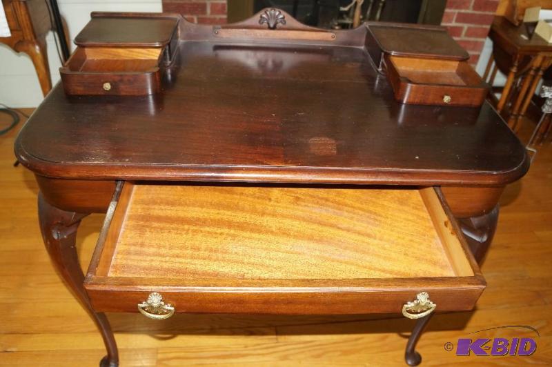 lot 60 image: Antique  Vintage Writing Desk