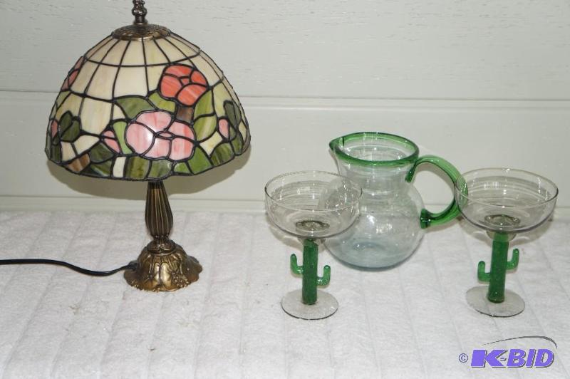 lot 62 image: Tiffany Style Lamp and Arizona Marguirita Set