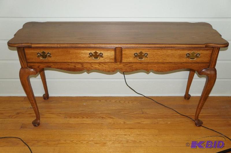 lot 64 image: Gordons Sofa Table