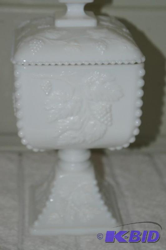lot 79 image: Westmoreland Milk Glass Pedestal Candy Dish with Lid
