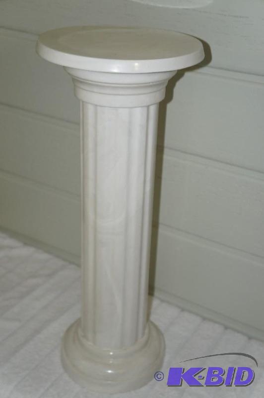 lot 84 image: Marble Pedestal