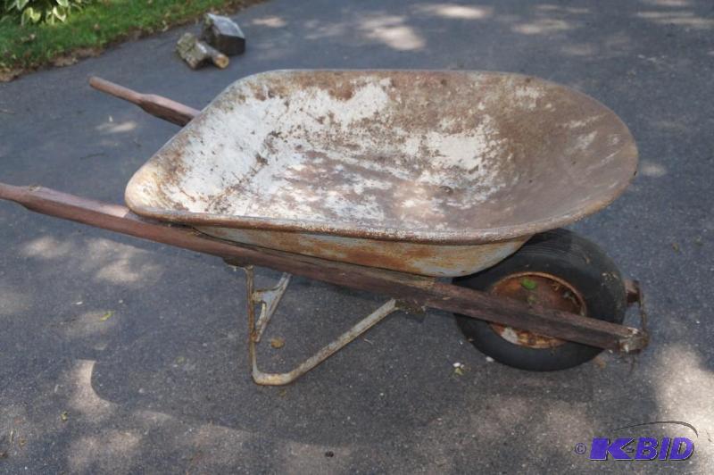 lot 34 image: Wheelbarrow