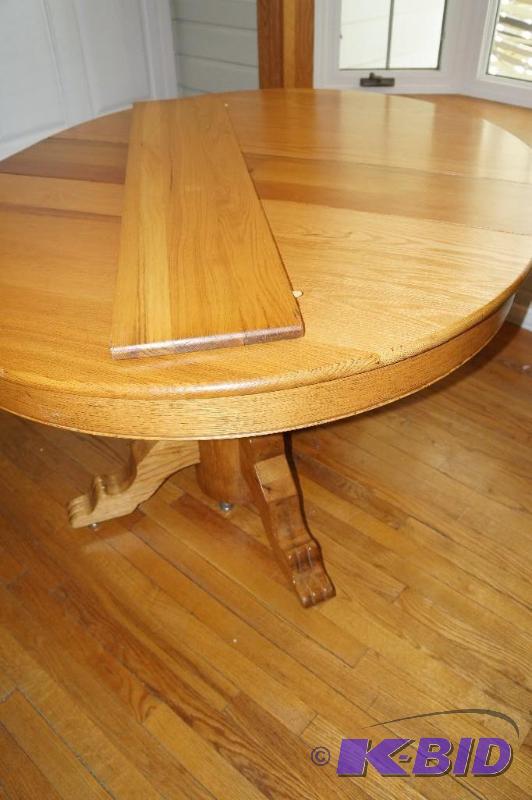 lot 42 image: Oak Claw Foot Dining Room Table