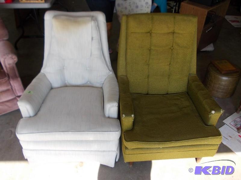 lot 2 image: 2-Stationary Side Chairs...