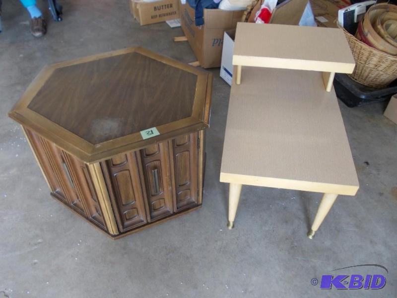 lot 31 image: 1-Step End Table, 1-Hexagon Side Ta...