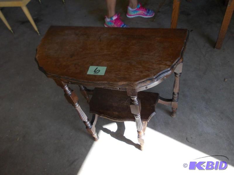 lot 6 image: Half Round Table 24x12x24...
