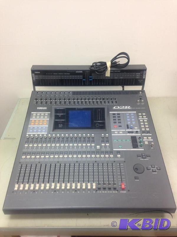 Yamaha Digital Recording Console M...