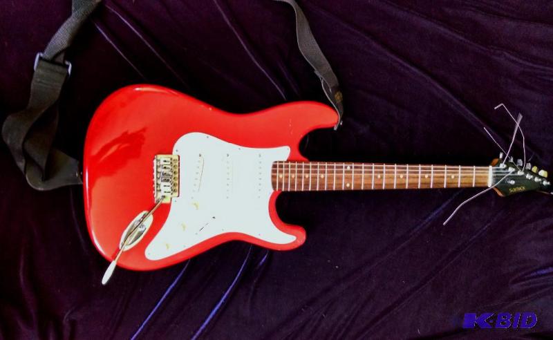 lot 30 image: Samick Electric Guitar - Works