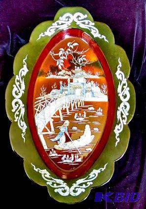 lot 31 image: Lg Mother of Pearl Oval Metal Tray