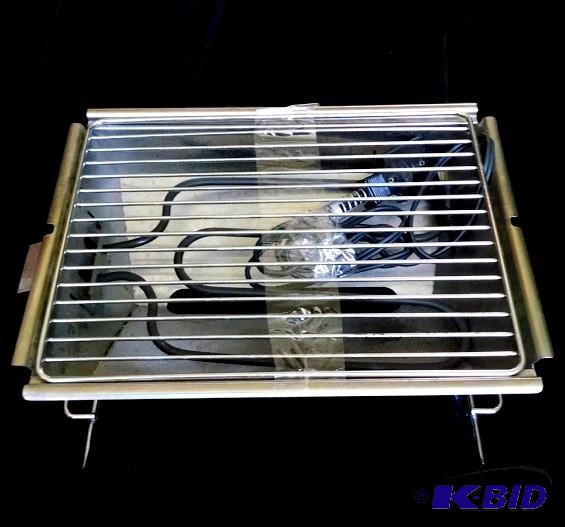 lot 33 image: SMOKELESS INDOOR BARBECUE GRILL - New