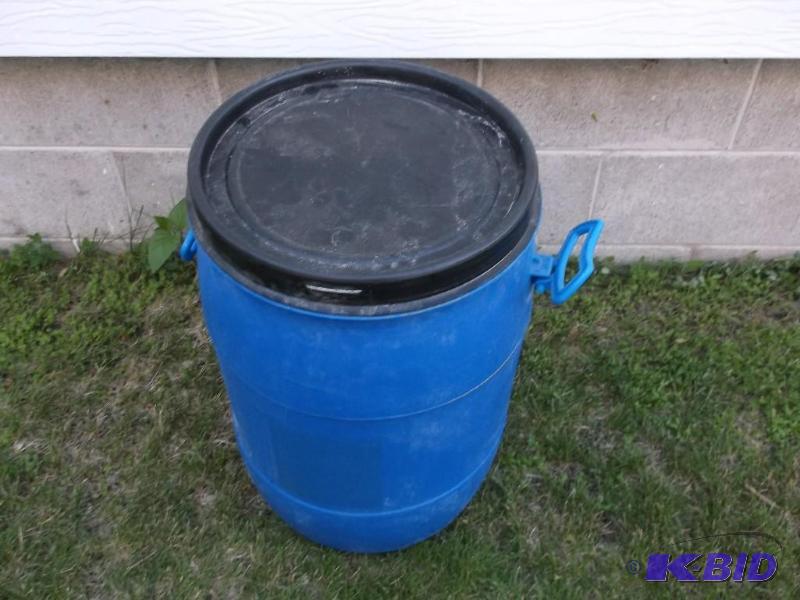 Good clean food grade barrel about 18 gallon....