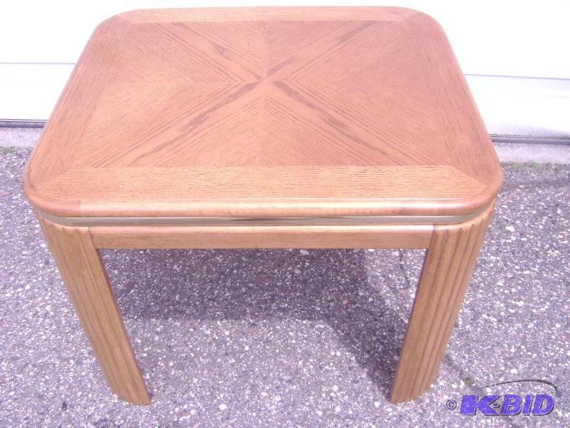 Nice solid wood end table measuring 25 12&qu...