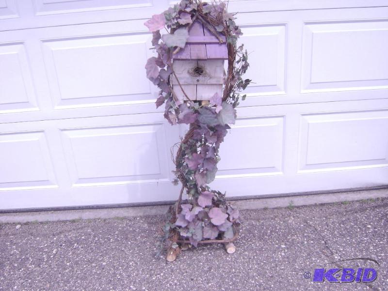 Very cute decorative Bird House about 12&quot...