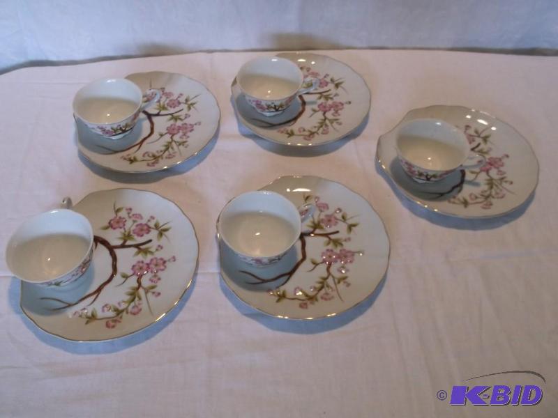 Vintage 5 place Snack set Lefton China emboss...