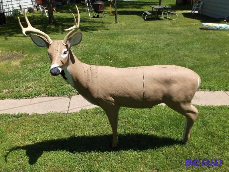 Mc KENZIE Bow &amp Arrow large Buck Target m...