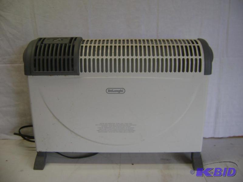 DeLonghi electric heater tested and works....