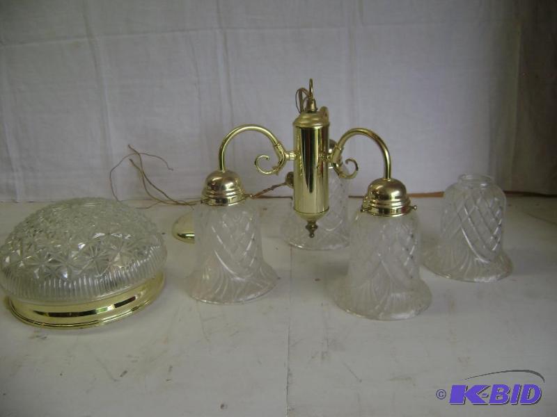 Chandelier &amp ceiling mount lights appear ...