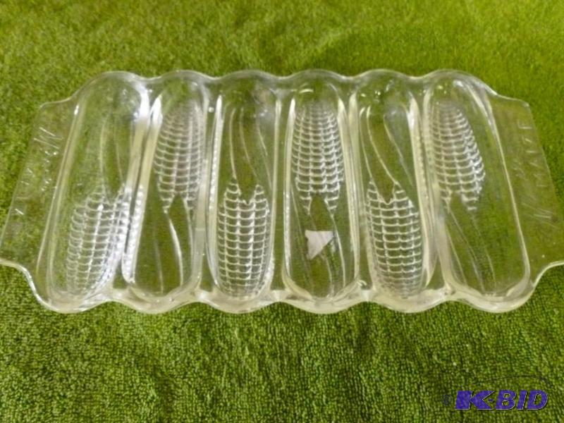 lot 147 image: Vintage Miracle Maize Glass corn br...