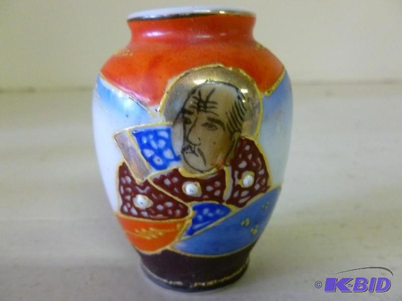 lot 154 image: Beautiful Occupied Japan hand paint...