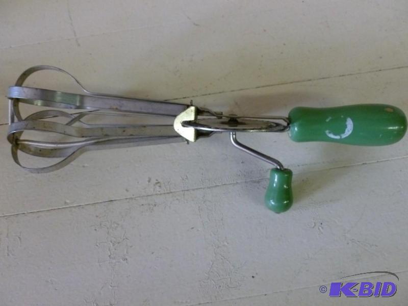 lot 166 image: Vintage Edlund Company green wood h...