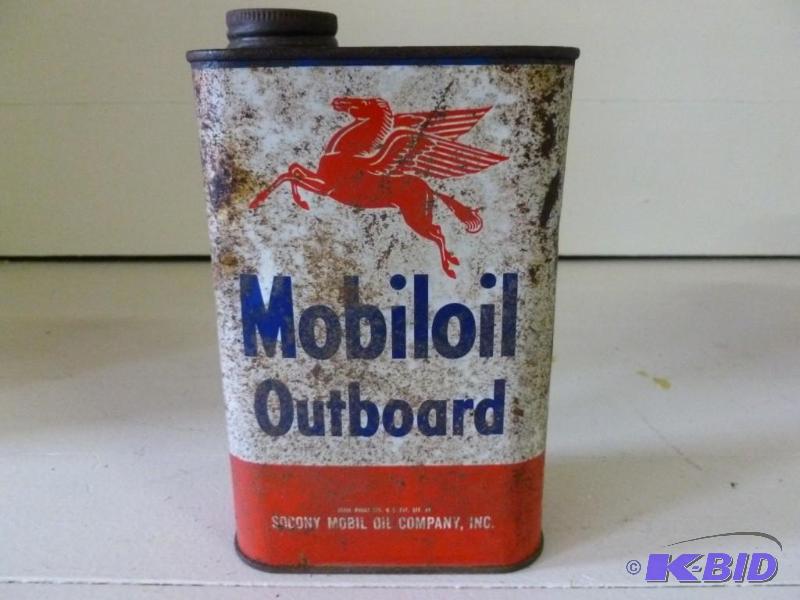 lot 177 image: Vintage Mobil Outboard metal oil ca...