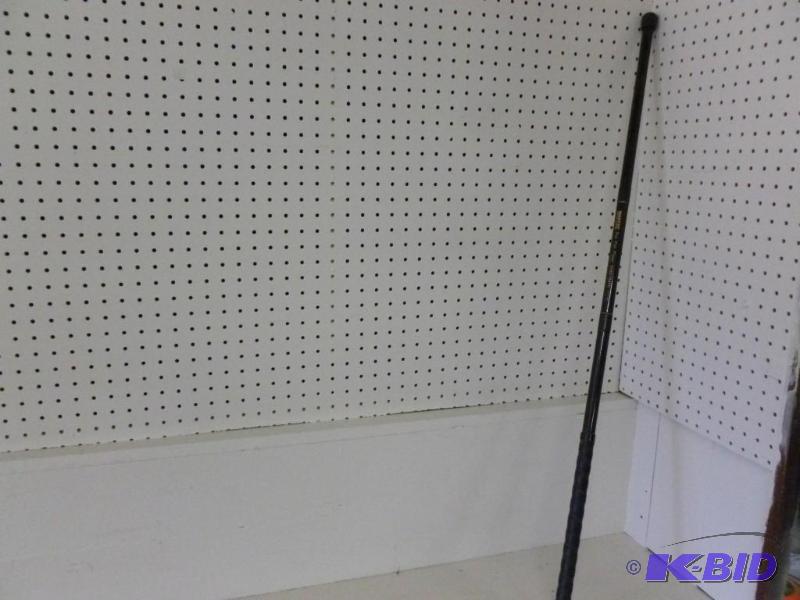 lot 222 image: Maxtec Pan Fish Flipper cane pole, ...