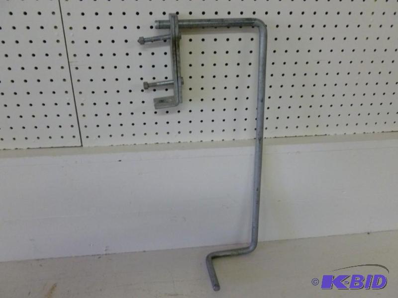 lot 225 image: Heavy duty steel trailer jack stand...