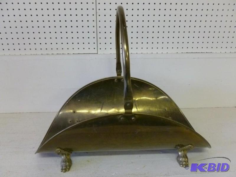 lot 227 image: Large vintage cast brass footed fir...