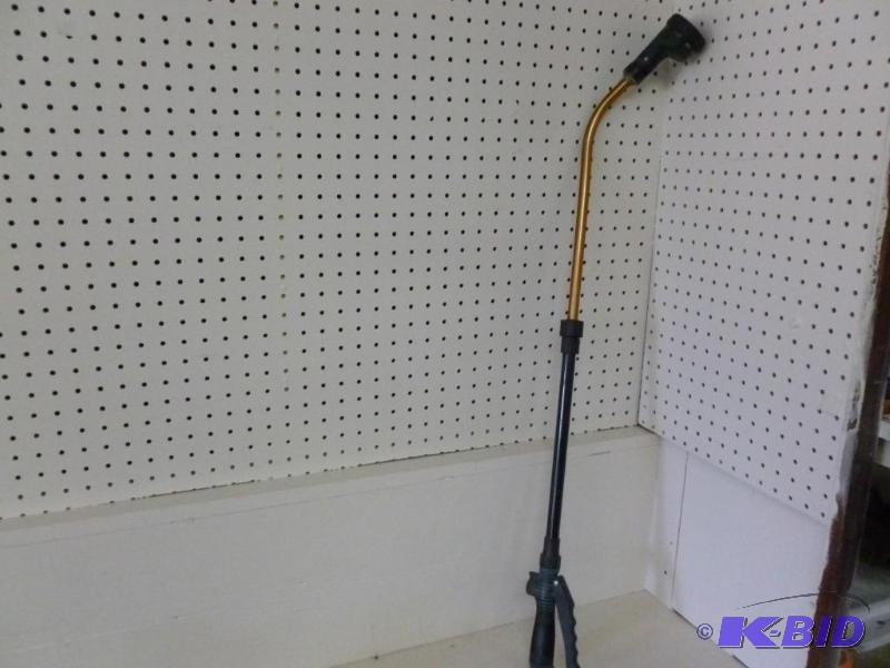 lot 232 image: Large Melnor&nbspwatering wand tha...